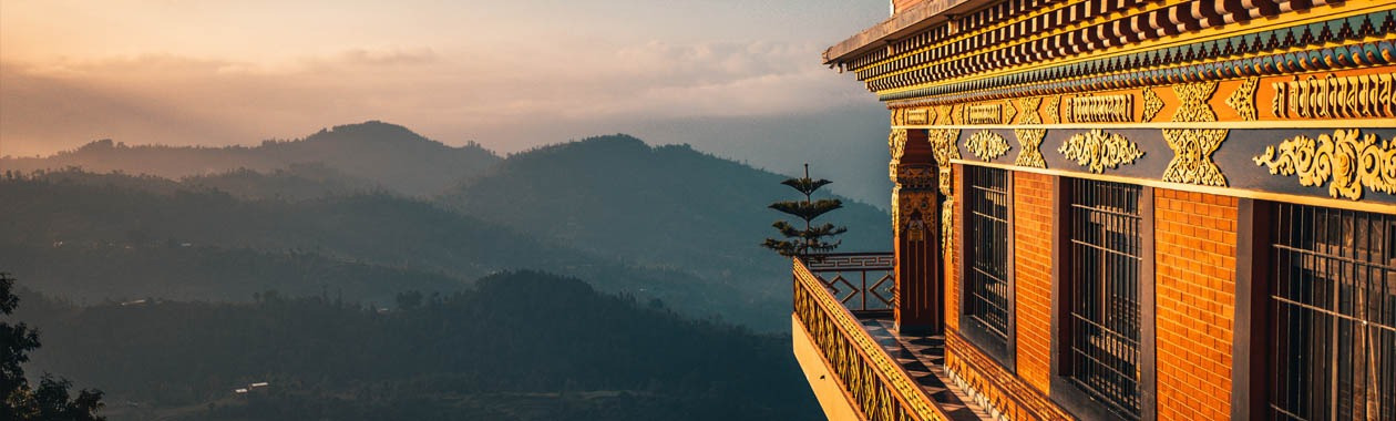Photo Buddhist monastery Thrangu Tashi Yangtse by Raimond Klavins